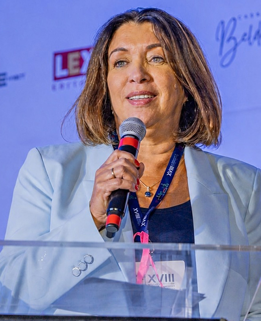 Ana Lucia Viana