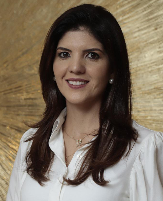 Thais Riedel